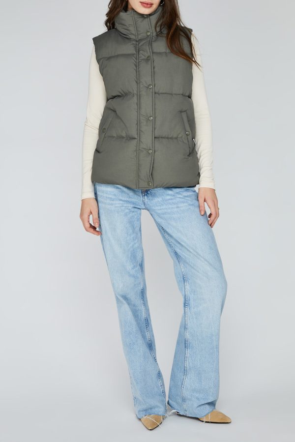 fashionaccessory Vest