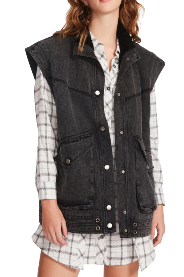 fashionaccessory Vest